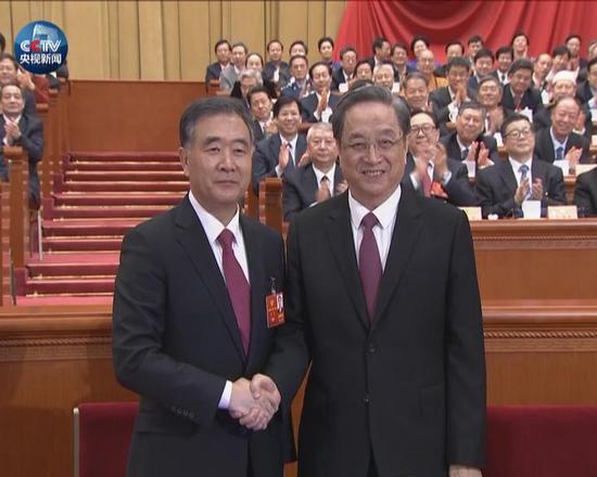 5aa9e5a8749e3.jpg MN-k-fyscsmv6128755.jpg